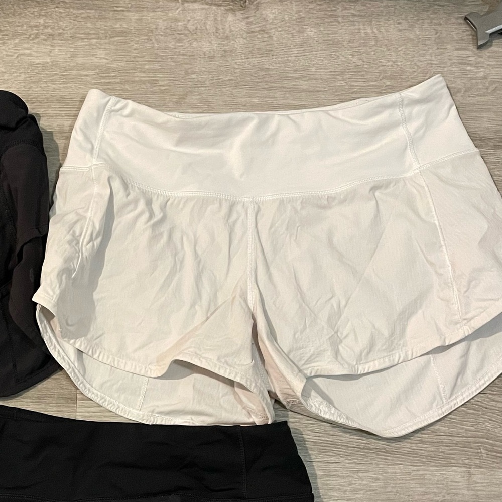 lululemon white speed up shorts